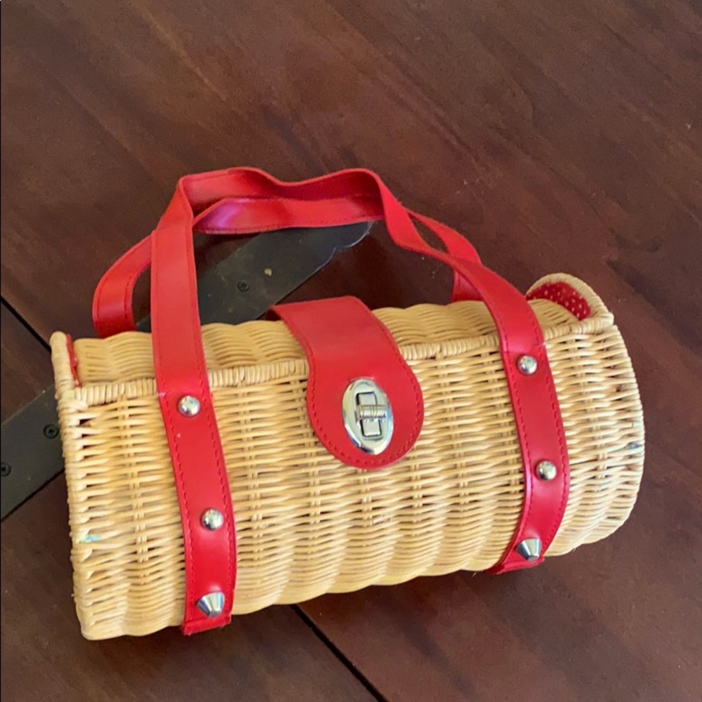 Basket purse